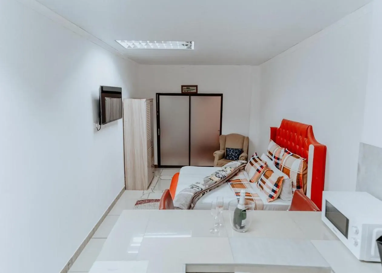 Forchutec Guest House Le Cap