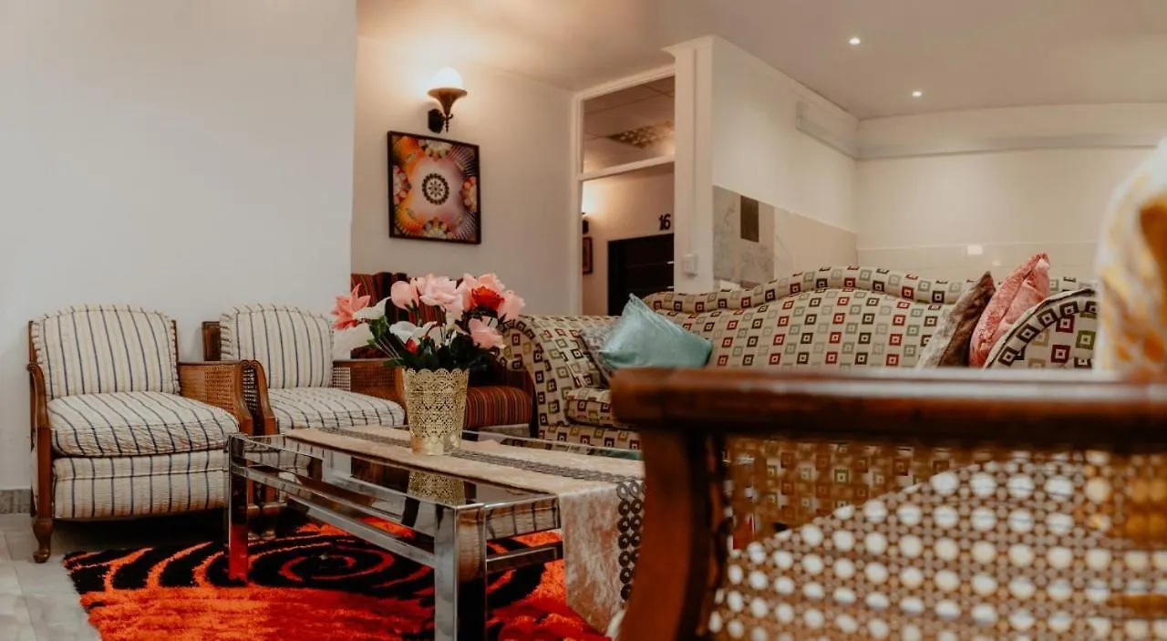 Forchutec Guest House Κέιπ Τάουν